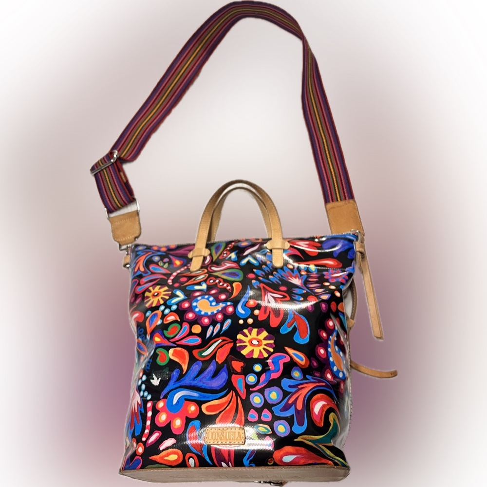 Fantastic Consuela bag. Three ways to carry.
